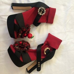 ♥️ Authentic Dolce & Gabbana fun shoes❣️